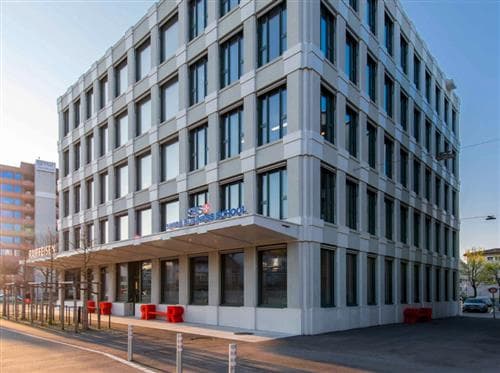 SBS Swiss Business School