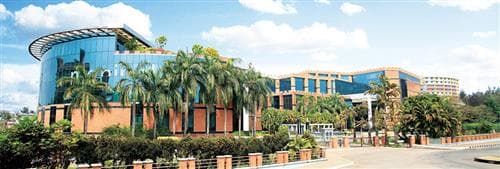 Manipal University College