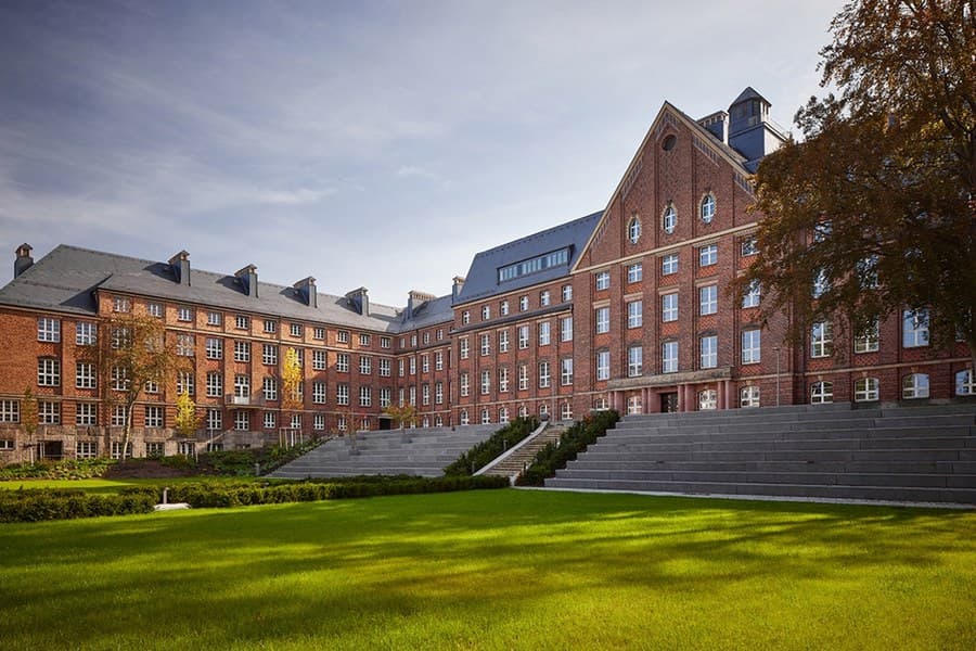 Dresden University of Technology